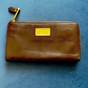 Badgley Mischka brown leather wallet